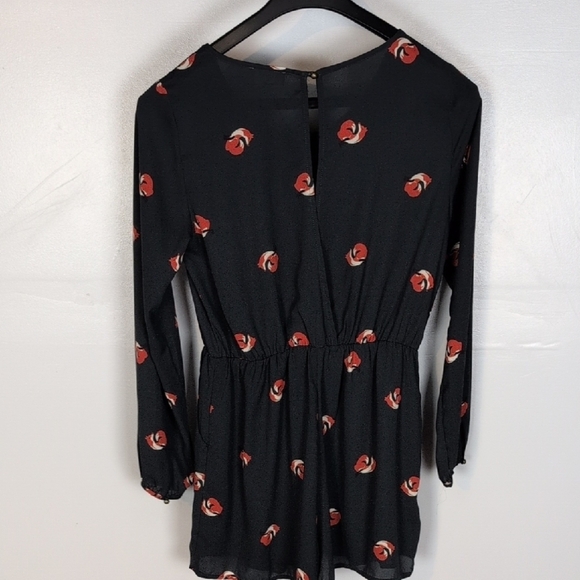 Everly Fox Print Romper - Picture 7 of 10